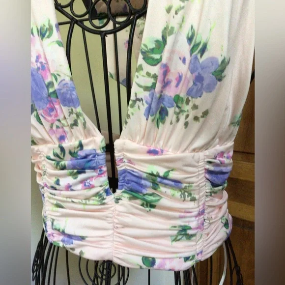 NWT Zara Pink Floral Ruched Halter Crop Top Womens small - Picture 2 of 5